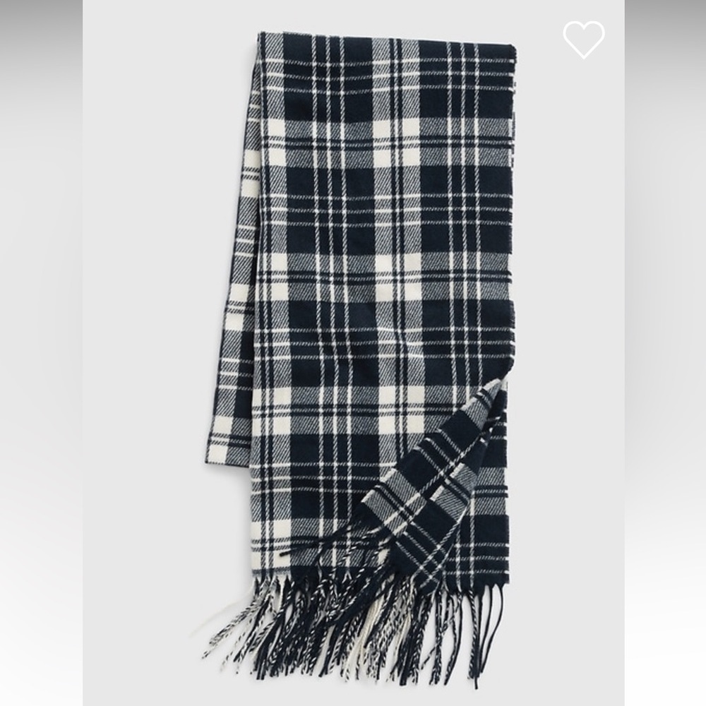 NWT GAP RECYCLED COZY PLAID SCARF